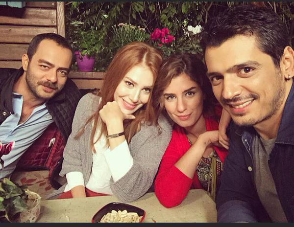 parodidefne's tweet photo. Canlarımla Beraberim 😍💗 #KiralıkAşk @parodiserdarr @Parodiismaill http://t.co/altXkxpv87