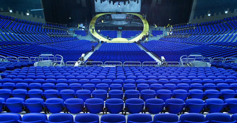1DBR's tweet photo. Lembrando que hoje os meninos tem um show na 3Arena em Dublin, Irlanda! #EMABiggestFans1D http://t.co/Gl0Yu8eSnM