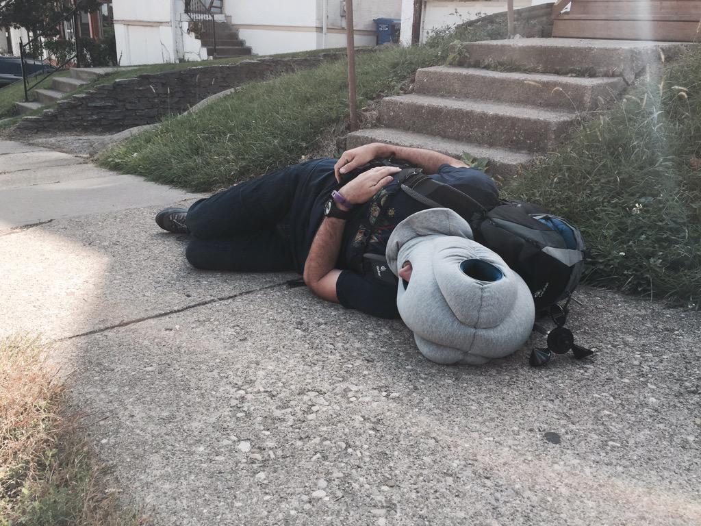 7SummitsCincy's tweet photo. After bagging Mt. Adams, needed to rest a bit on Mt. Auburn. http://t.co/3bTvMBMHbM