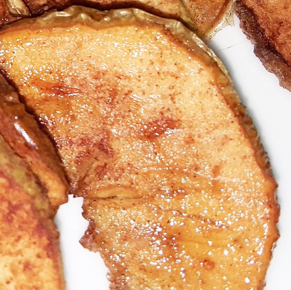 clairecly's tweet photo. Healthy baked apple and cinnamon slices http://t.co/EjDwWB7KPk @FemaleBloggerRT @UKBlog_RT #SpoonieBloggers http://t.co/Ymd3yOHmUE