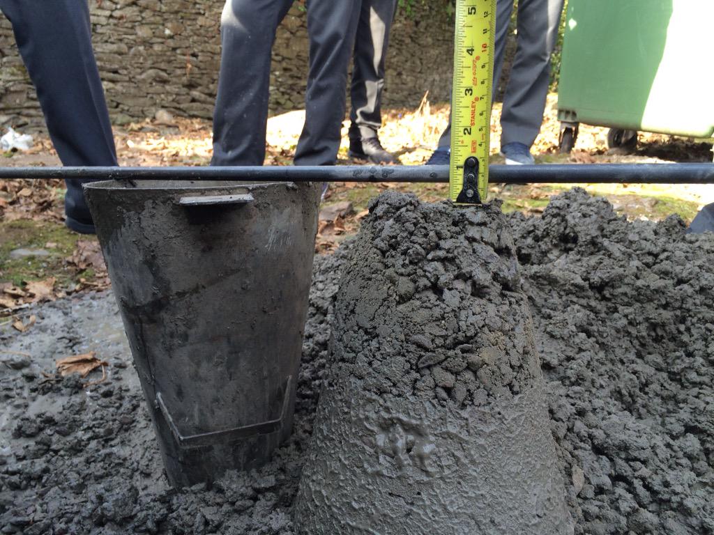 JosephRTerry's tweet image. Ag meascadh coincréite le Bl 5. #SlumpTest #LCCons