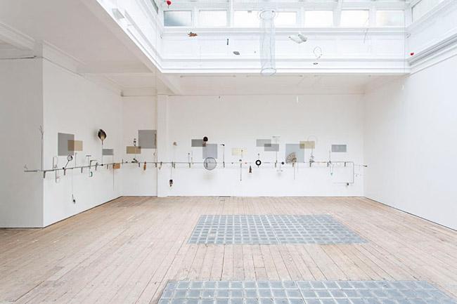 GalleriesNow's tweet photo. #london - #RodrigoMatheus: One – Entre – in the Middle, on view at Ibid. until November 14: http://t.co/qmFPKo8SUf http://t.co/2iBlQGyQy6