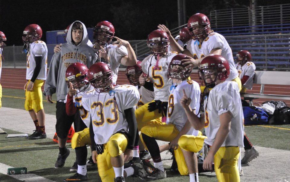 SandyPlashkes's tweet photo. Throwback to freshman football... Miss these days man... http://t.co/vKmUshDdnz