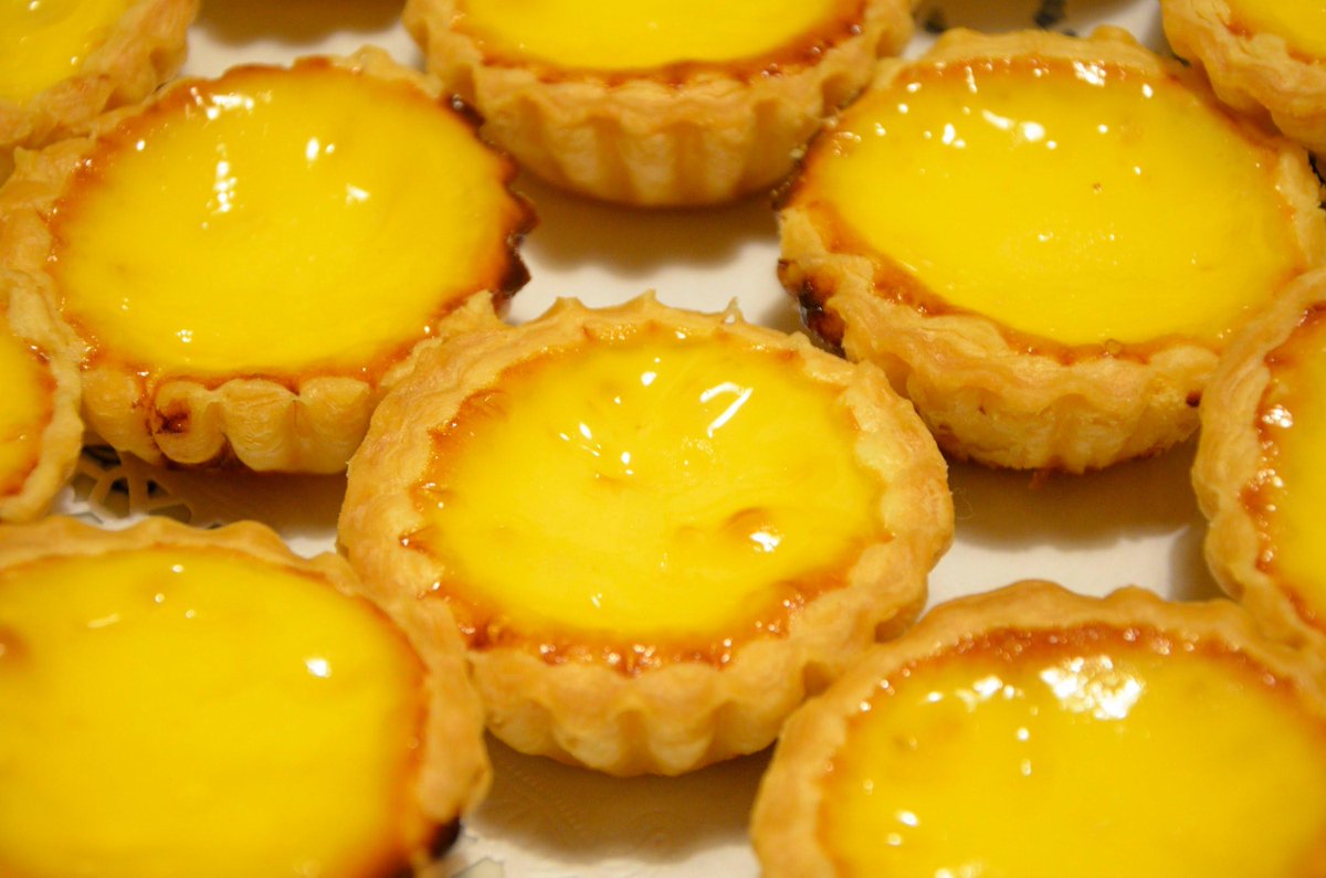3213DESSERT's tweet photo. HK egg tarts filled with a rich custard that is much eggier and less creamy.
#dessert #bjc3213 #sweet #eggtart #tart http://t.co/zgpDzMk7Jf