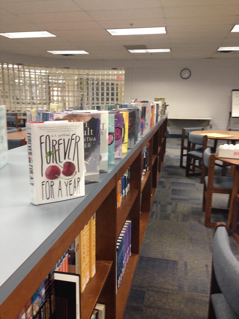 Oakton HS Library (OaktonHSLib) Twitter