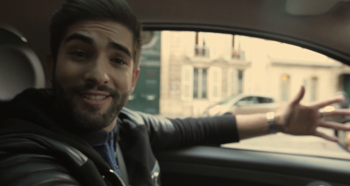 GIRACKENDJI's tweet photo. Les amis 😊 RT un max ce tweet ou juste le #EnsembleLe30Octobre 
et vers 19h je vous présente une exclu ! Bisous 😘 http://t.co/fUE2pdHQ8L