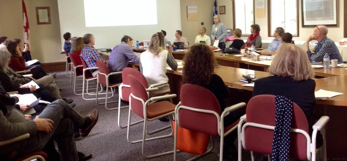 DPeaceCentre's tweet photo. Anne Goodsell Love speaking on Learning Communities and Integrative Learning at #DawsonPD15 http://t.co/ZltXHiAy1K