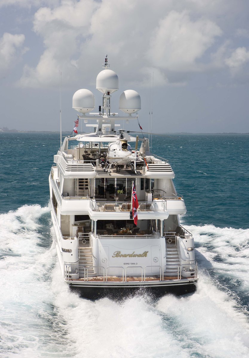 westportyachts's tweet photo. Thanks for follow @WorkofHonor @bourbonblog @Fendress_FR @Mill_Think http://t.co/gK7KOheJb1