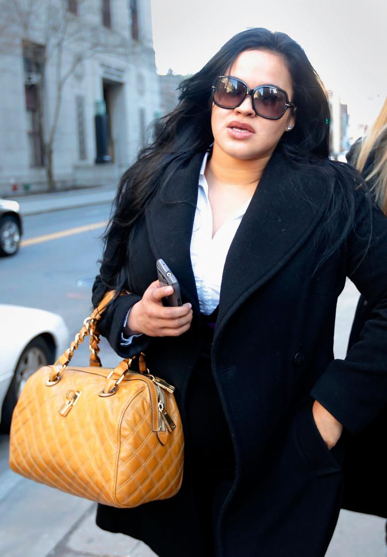 PeopleProjectNS's tweet image. Now there's DRAMA over #LamarOdom's MONEY! (#Kardashian ? #LizaMorales ?) goo.gl/JQwslz