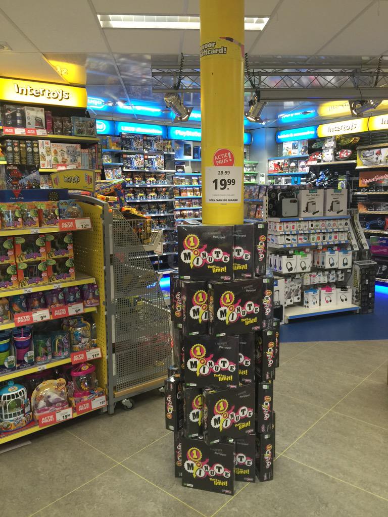 Morgen rond 13:00 maken we de winnaar van onze retweet aktie bekend. Het spel 1 minute is the limit! Volg en retweet