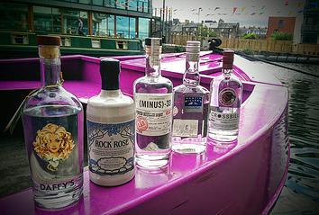 FoodieExplore's tweet image. Juniper Cruises - Gin Tasting on the Union Canal @solidliquids @insideoutchef foodanddrinkglasgow.co.uk/juniper-cruise…