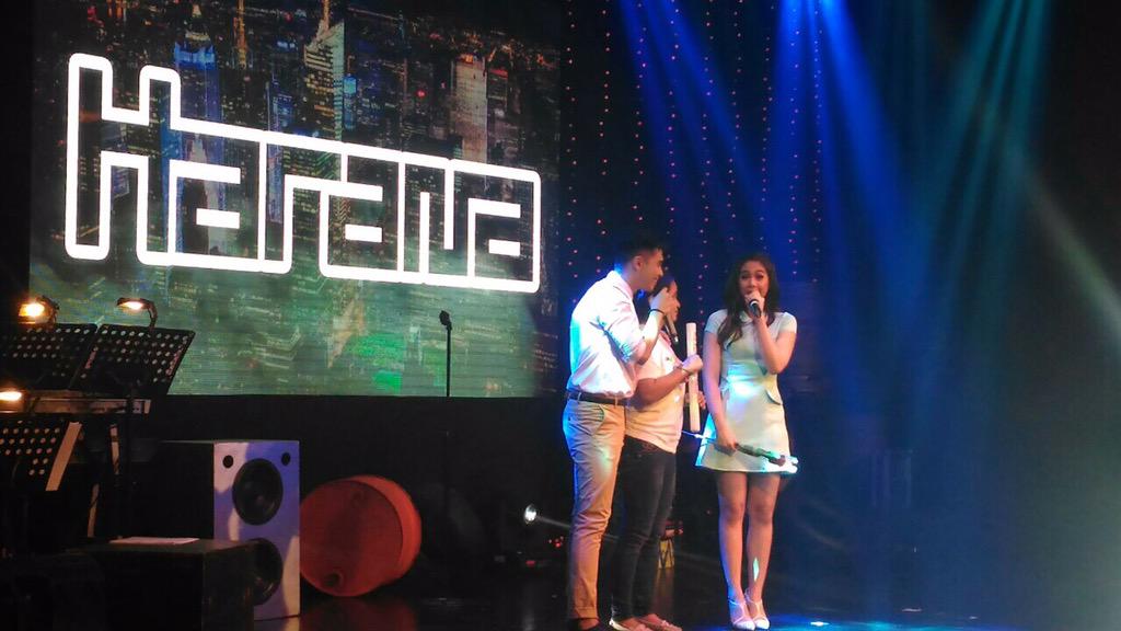 JANELLAsters's tweet photo. #HARANAFirstMajorConcert http://t.co/mgyhXqKtZp