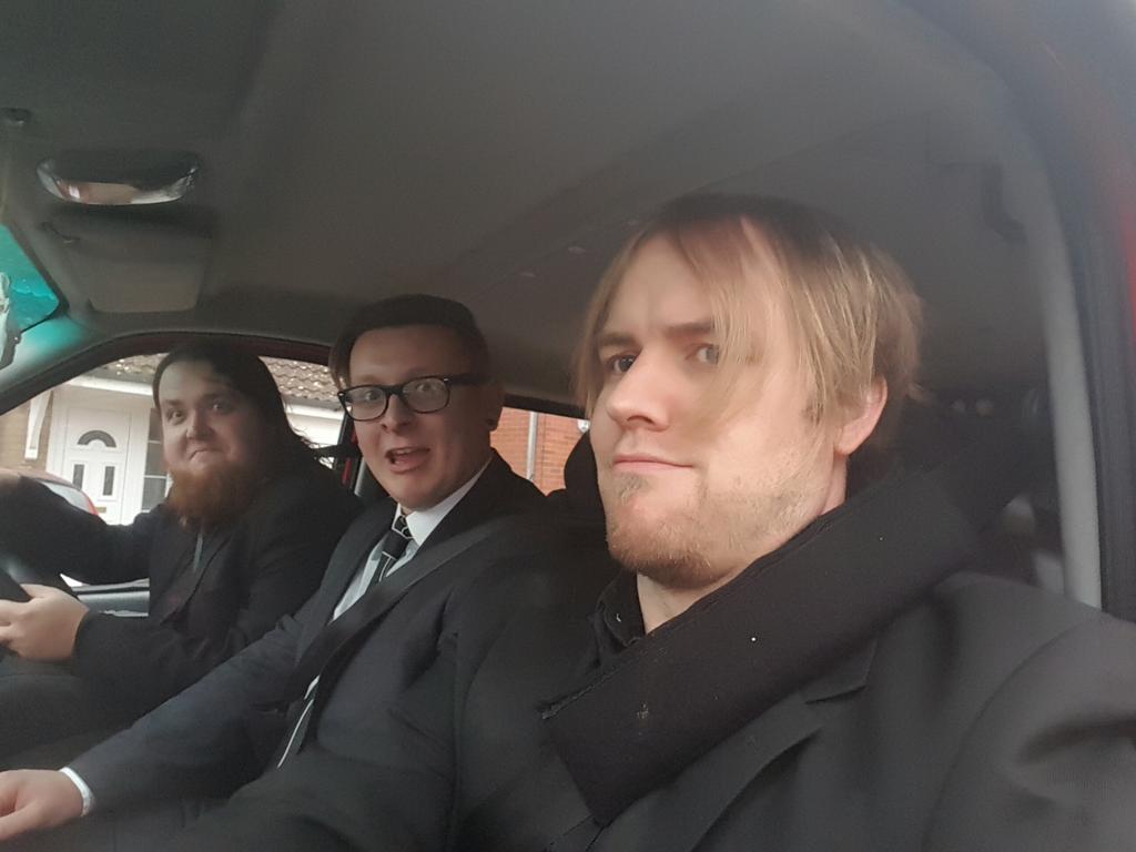 KyrosXI's tweet image. @NMGAWARDS @Thevirtuesmusic #selfiescreen