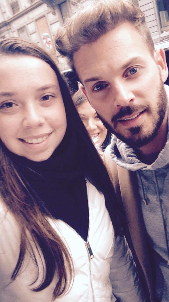 PaaauliineTota's tweet image. Le bonheur, formule à chercher quelque part @MPOFFICIAL merci beaucoup je t'aime tellement 💘