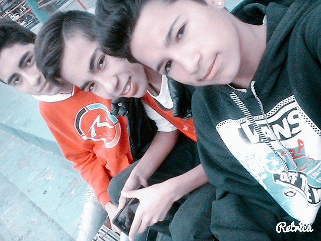 JuanciithooC's tweet photo. En ituz http://t.co/t5VnOtmd3s