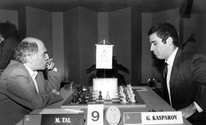 I can only identify Tal, Kasparov and Karpov in this photograph