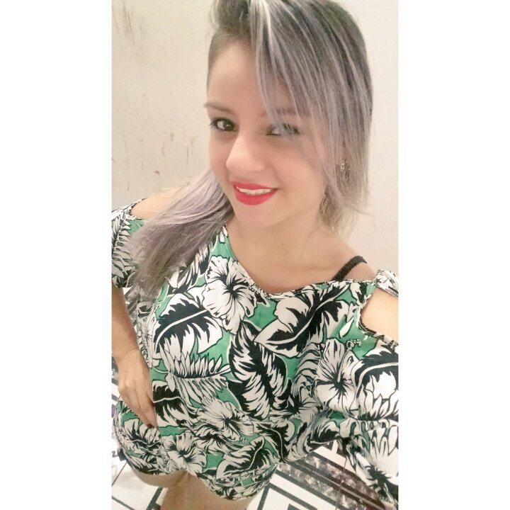 julliannaPinhe1's tweet photo. Princesa da mamãe 😍 http://t.co/CFn5I3ulmx