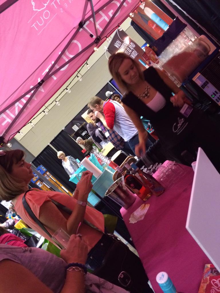 GNO_Wines's tweet photo. Slushie machines are in full effect @ntlwomenshow #NWSToronto #PeachRaspberry #Sangria #GNOwines http://t.co/nR1cPFOFt4