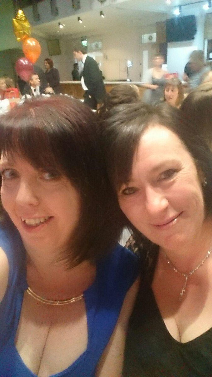 lisa13666's tweet photo. #SWBHAwards15 enjoying the staff awards http://t.co/lR9wSJpIn0