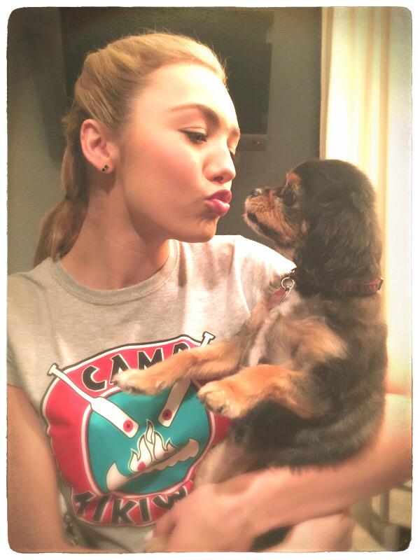 PixiePupLife's tweet photo. Love spending time with @PeytonList. #JessieFinale tonight! http://t.co/TW1kKMQXMI