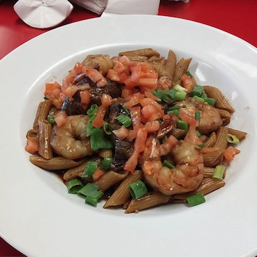 musclemakerct's tweet photo. Did you know you can substitute shrimp, steak or tilapia in place of chicken?! Well you’ve got to try it! http://t.co/VuSp7OUu7T