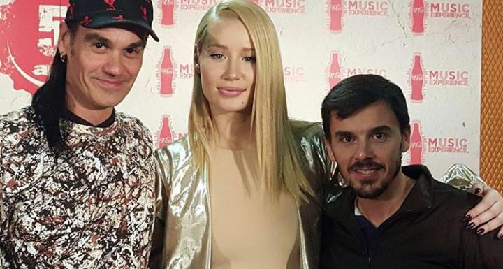 Iggy Today >> Noticias y rumores (Se mea encima sedada en el dentista) - Página 27 CRdw-gVUkAAaqiR