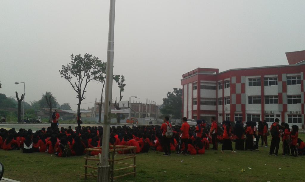 <a href="/BEMFISUNP/">Pejuang Merah UNP</a> : Krida Fakultas Ilmu Sosial Universitas Negeri Padang, Semangat!!
<a href="/kitaUNP/">Mahasiswa UNP</a> <a href="/BEMUNP_Official/">BEM UNP</a> <a href="/infoSumbar/">SUMBAR</a>