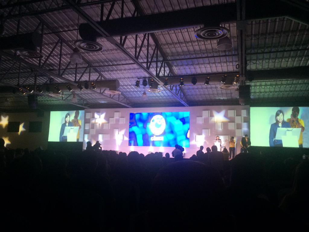gabboggie's tweet photo. #LosRiveros presentes en el #Claps2015 😎👏🏼🙌🏼 http://t.co/q6JFz87BdO