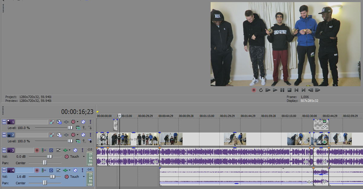 Vikkstar123's tweet photo. Sneak peak at tomorrows video :D 👀 http://t.co/9roXKOVdcA