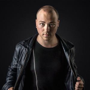 RickyRicMix's tweet photo. #OnTheAir 🎵 @JonathanPitch #BringBackTheGroove 🎵
#EDM #DJ @RickyRicMix #WDP179 #NewYork
☞ http://t.co/QUcDKeVVII ☜ http://t.co/cbS5glpY1d