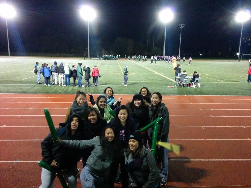 AthleticsACI's tweet photo. Agincourt Fans are the BEST!! #FNL2015 http://t.co/MmPVKxtNzu
