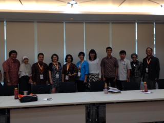 LondonGeek3's tweet photo. #ICCOMAC2015 was fun, I got a good feedback from my presentation n it's inspired me to do more! Thx Dr. @fitch_kate http://t.co/q2g2z8Xug3