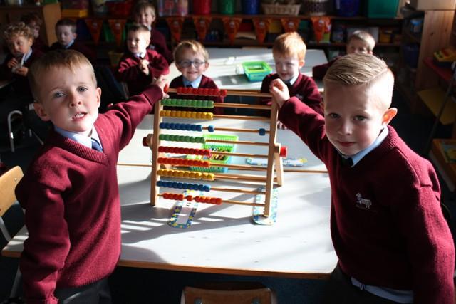 scoileoinboys's tweet photo. @scoileoinboys enjoyed lots of activities during #mathsweek15 @mathsweek #STEM http://t.co/AWRjOCPVT7