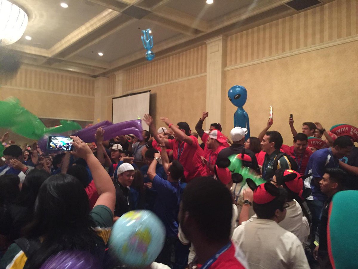 aleluvsjacob's tweet photo. @GreatMindsSTEM @Luz_Padilla727 @AlmaGCrossley @raulvil86119451 @utjorgeluna  #collegebowl #henaac27 http://t.co/isIasNGobs