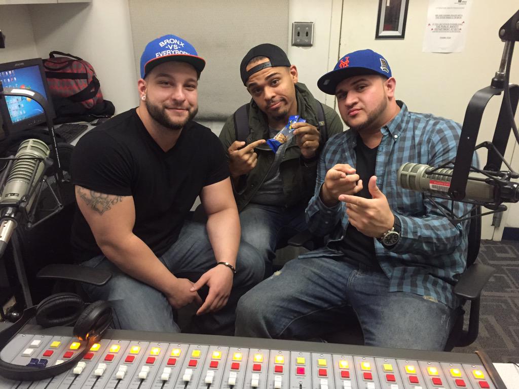 ToneViera's tweet photo. #TGIFRadioShow http://t.co/q5hX3hgT0n