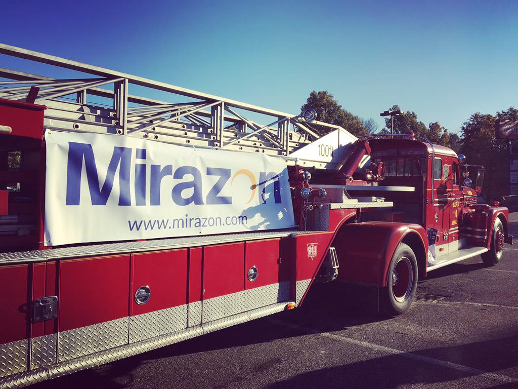 kristenshive's tweet photo. @Mirazon is about to start decorating for the #BaxterAve #Halloween Parade :) New banner looks great! Come see us! http://t.co/OUlcIWWUYh