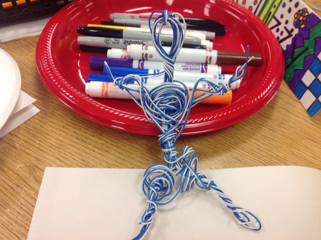 Ghall1962's tweet photo. Integrating art into our classrooms! #wahlukepd http://t.co/yIZzrFbwkI