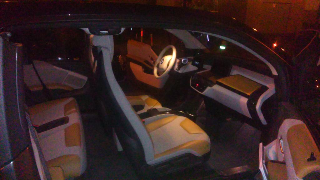 mziolek's tweet photo. Unexpected taxi, brand new electric bmw i3 from @itaxi_pl, awsome end of unexpected unconference #uuconf15 http://t.co/XWj6O0bmds