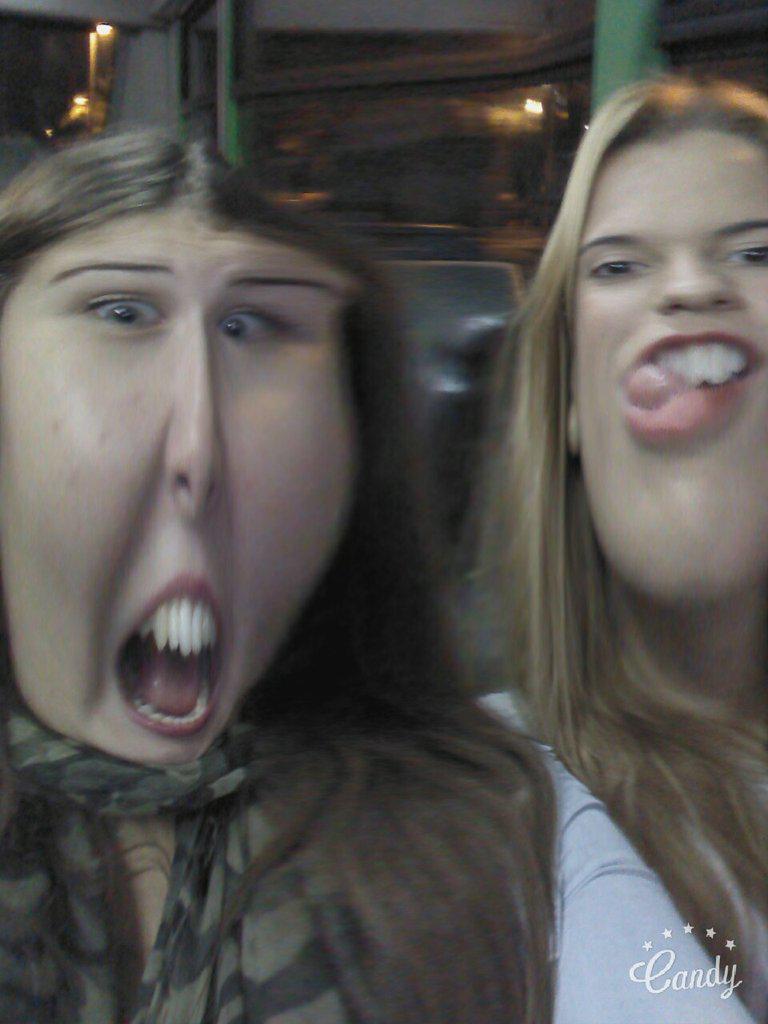 BeaPlasencia22's tweet photo. Y lo que me reí yo con esta foto que?😂 #retrasoOn http://t.co/1p1FoRP0nB