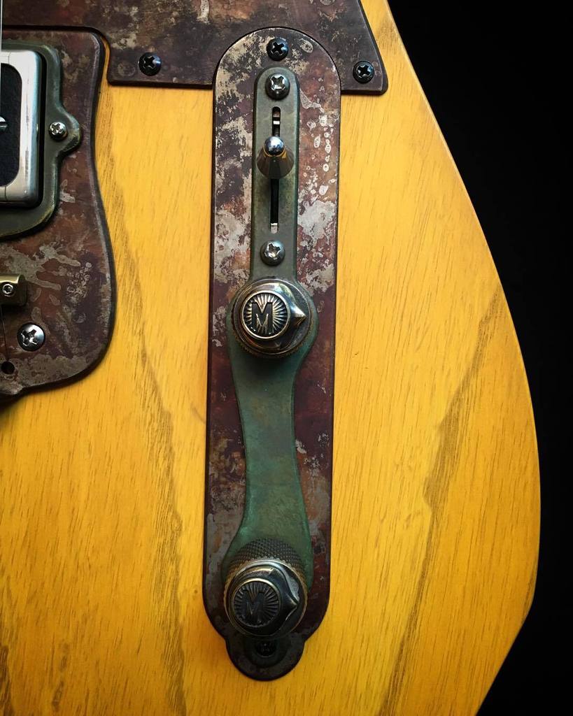 InnoPDX's tweet photo. M-tone TKO. #handmadeguitar #lollarpickups #cutomknobs #custombridge #customhardware #coolguitars #electricguitar #… http://t.co/WRthBP2eJF