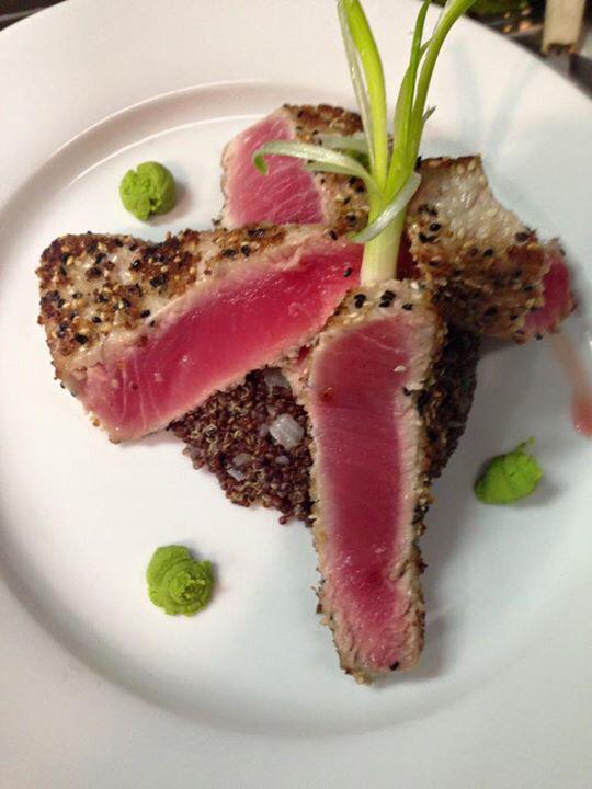 TonyCsNK's tweet image. @TonyCsNK  - #AhiTuna - Pan Seared with sesame seed and horseradish crusted over quinoa with scallion and wasabi.