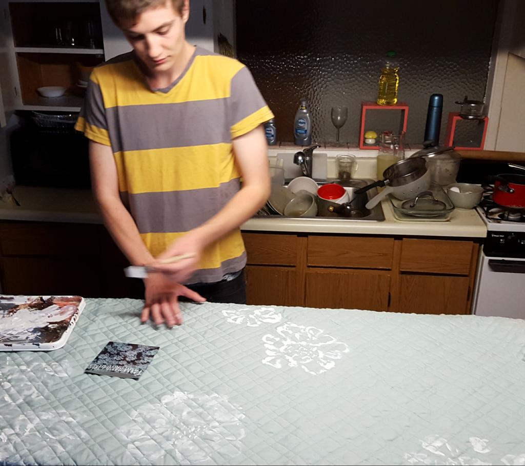 FarmHandGirls's tweet image. Arts and crafts
Fuck dishes