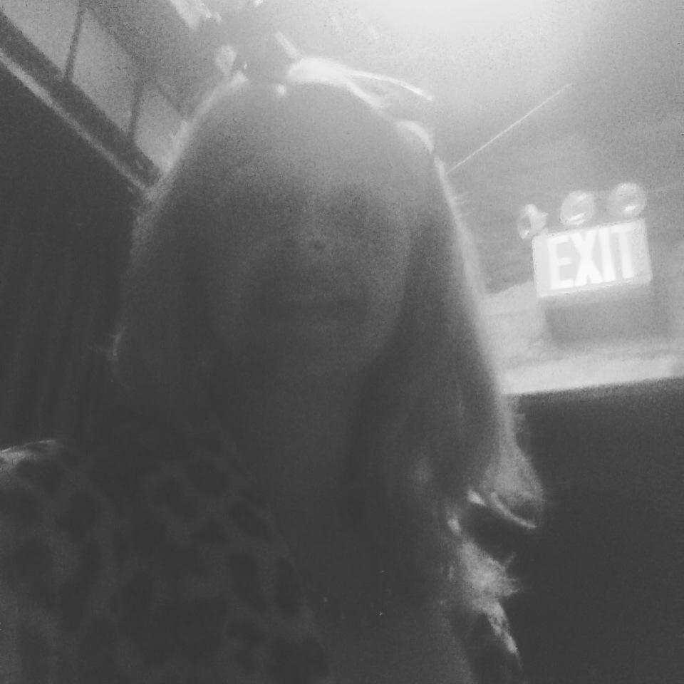 aprilbrucker's tweet photo. #aprilbrucker #backstage #ventriloquist #PuppetConf #puppet #timesscare http://t.co/5D2E22GfGw