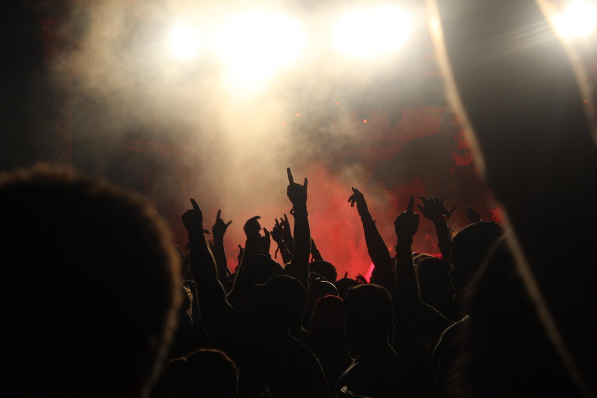 \m/