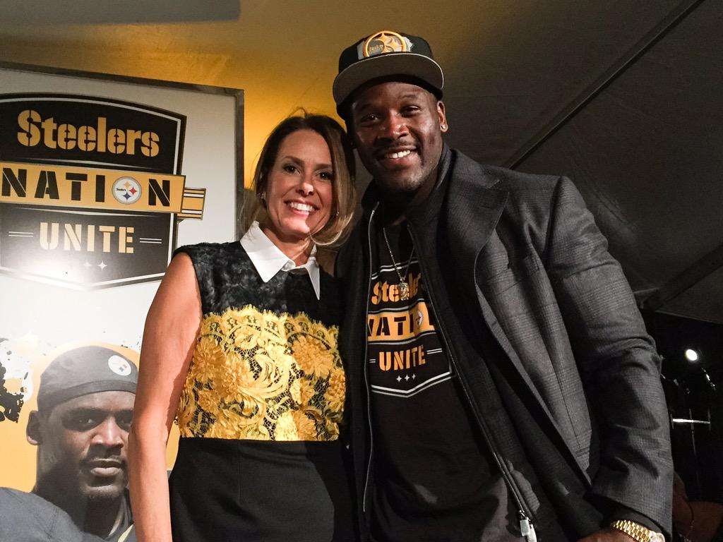Greta Rooney and dabody52 stopped by SteelersUnite for a quick ...