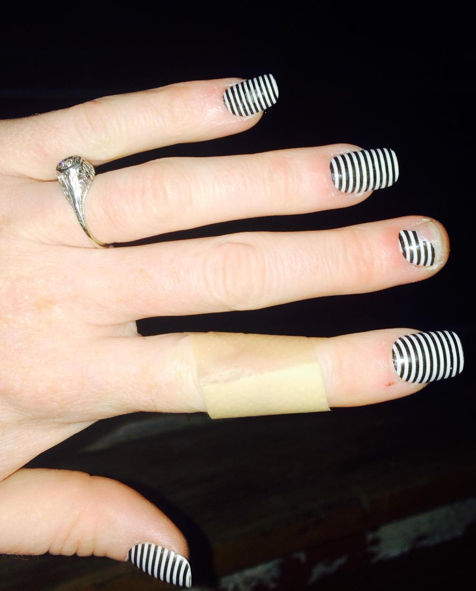 HelloGreene's tweet image. Awesom got nails done today an I just cleaned 2 Maple tables an bam!! Nail  1/2 off.:((! Uhhhhh*