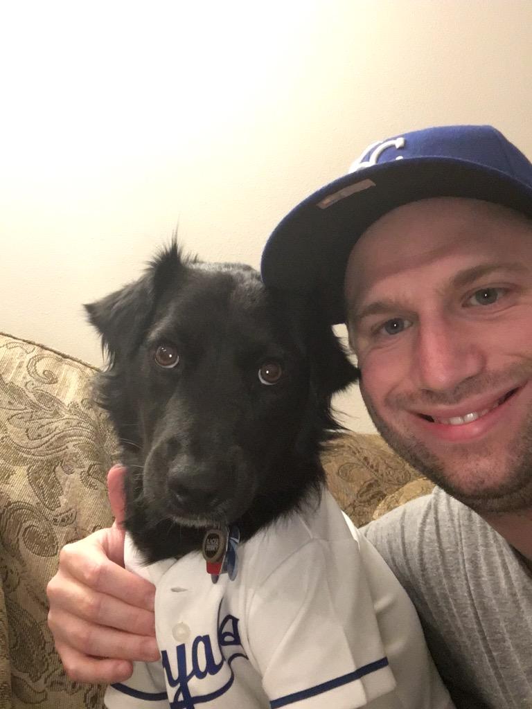 ThisIsBaseball's tweet image. Kacee is ready for the #Royals! @kcpetproject