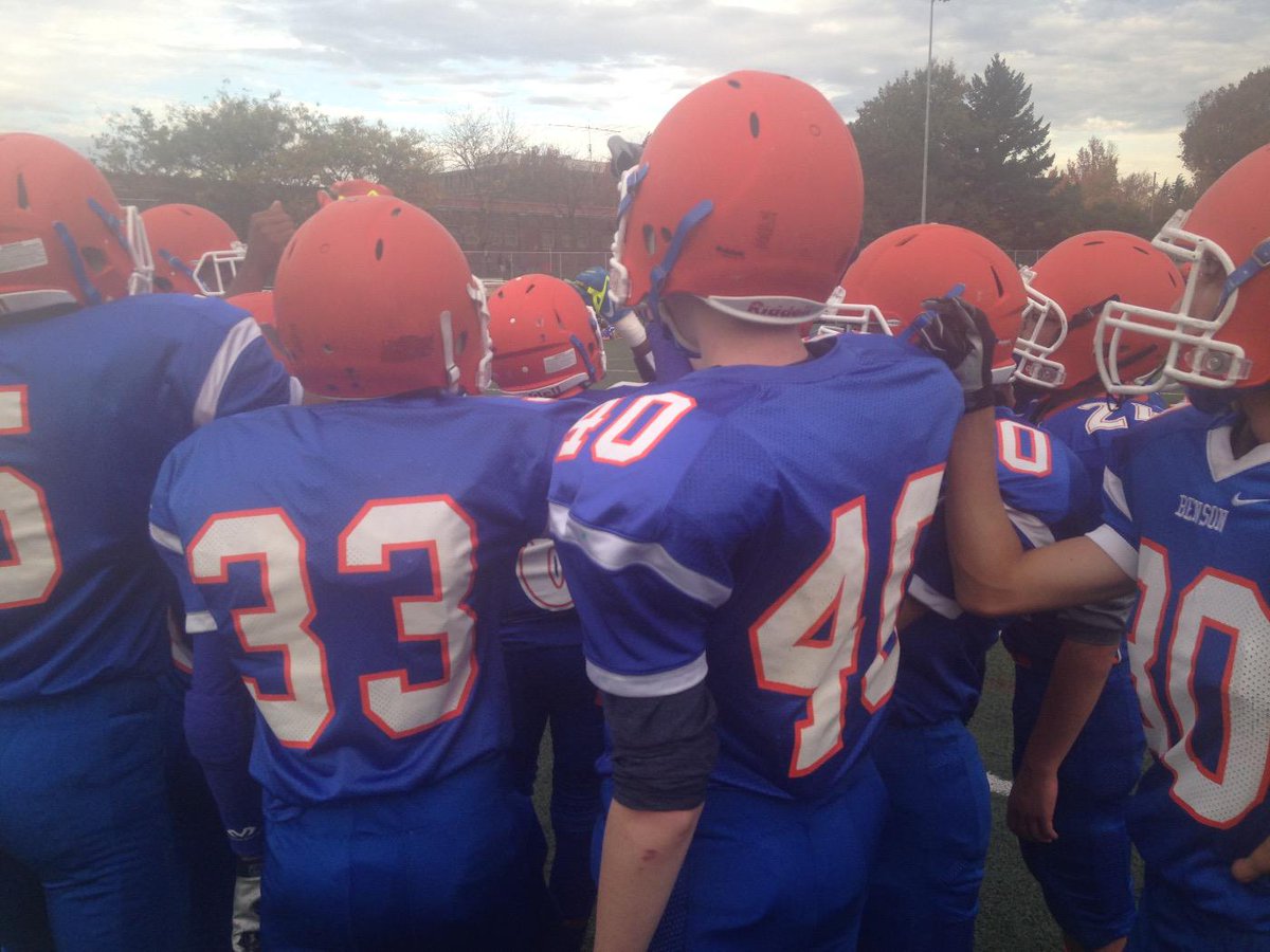 fridaylights's tweet photo. @JeffersonDemos vs. @BensonAthletics tonight at 10:30 on KPTV #Fox12FNL http://t.co/WcwkQ50kAD