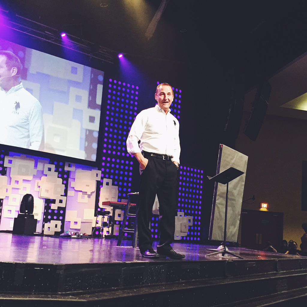 CFMiami's tweet photo. "What you do as small group leaders is critical to the mission & strategic to the vision God's given us" #cfplusone http://t.co/yEt1ykYEJr