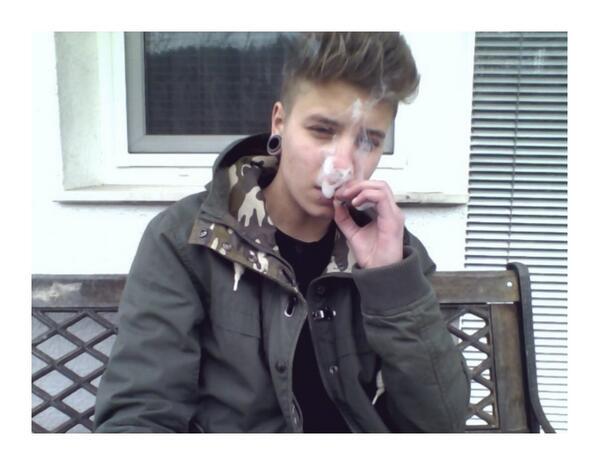 Isaactty's tweet image. ¡Buen viernes!